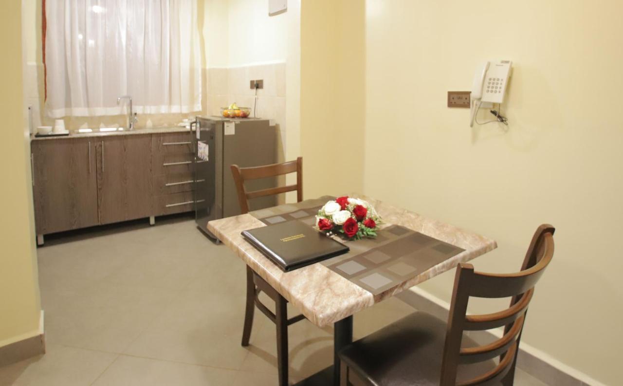 Lantern Serviced Apartments Найробі Екстер'єр фото